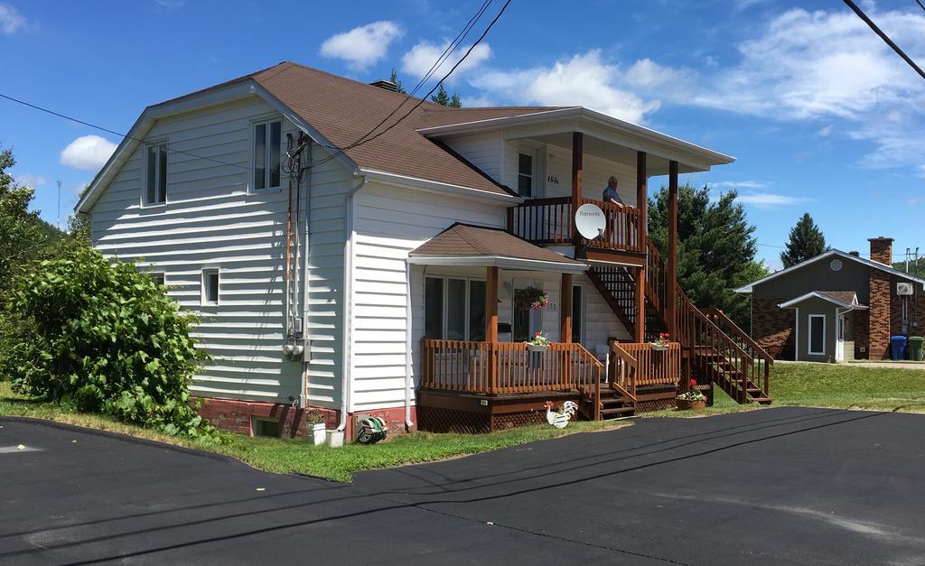Maison L'Heritage LʼAnse-Saint-Jean 외부 사진
